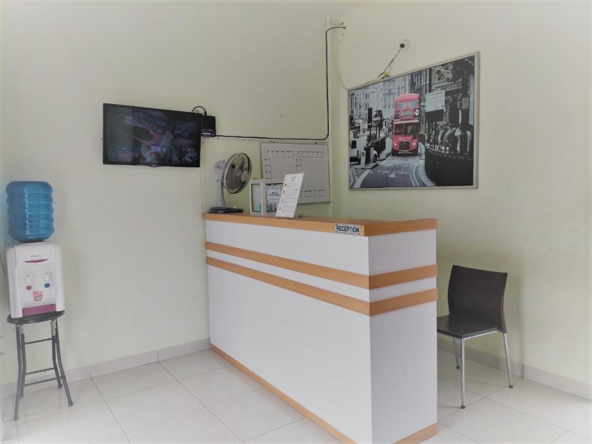 Hotel The Village Syariah Pekanbaru Eksteriør billede